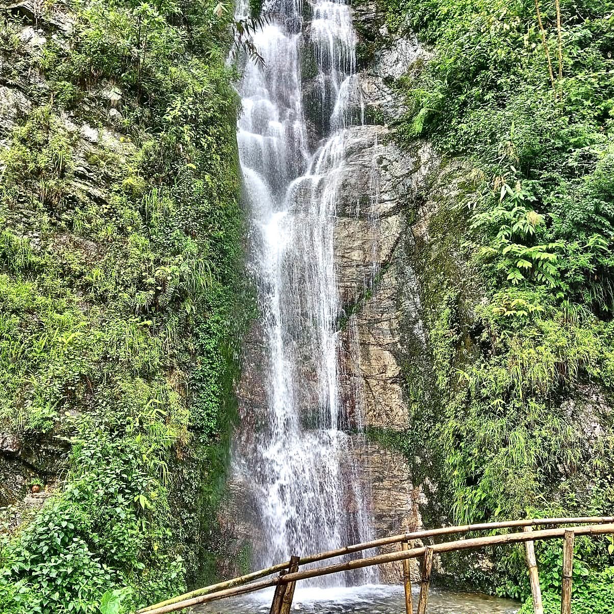 Waterfall viewpoint